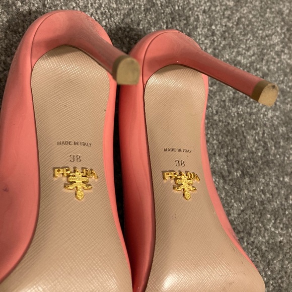Prada Pink Pointed Toe Leather Pumps Size 38 EU - Picture 6 of 10